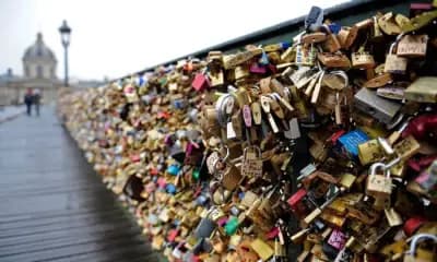 Locks in JavaScript, because why not?